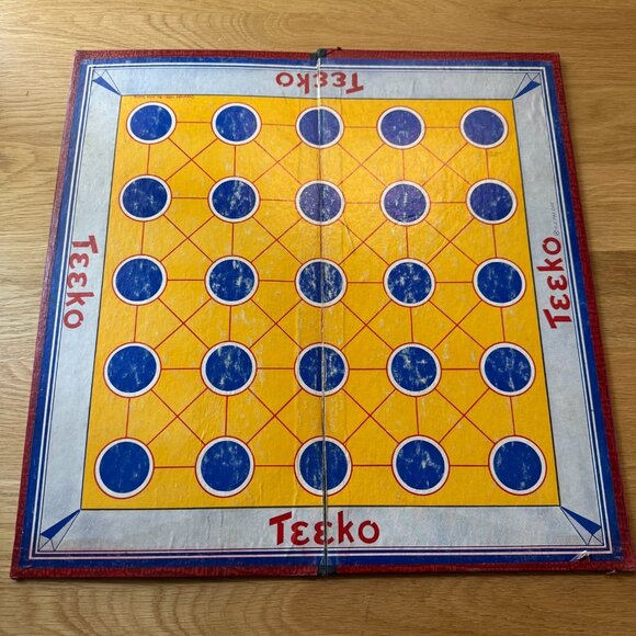 Vintage John Scarne Teeko Strategy Board Game & Token Markers, Copyright 1952 - Picture 10 of 16
